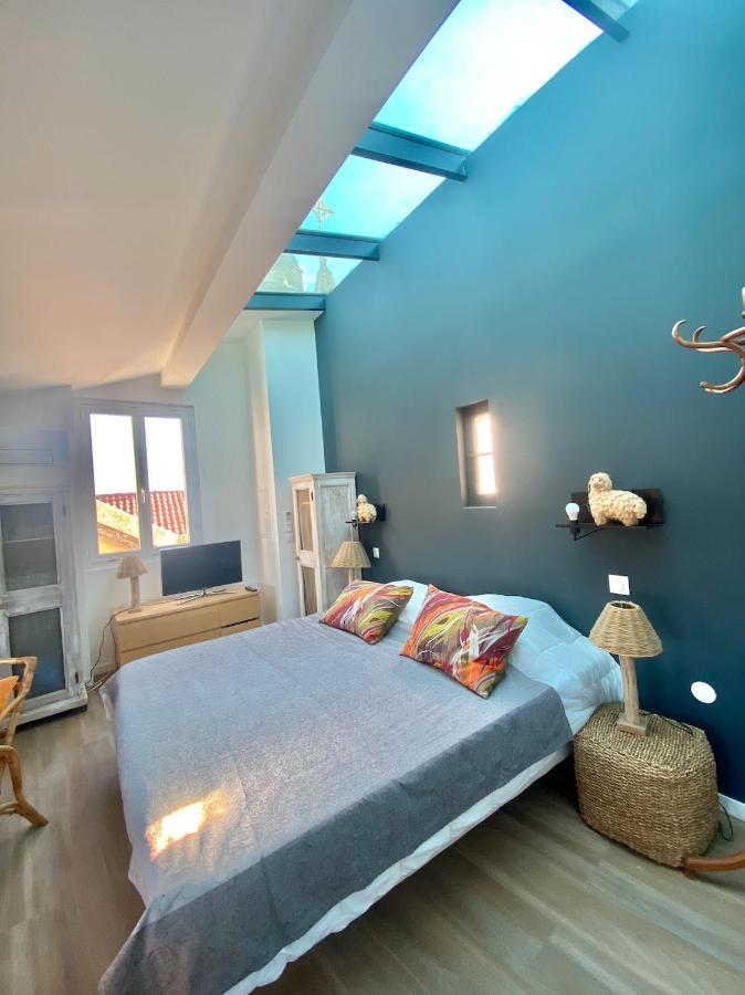 Les Nuits Etoilees, Studio Terrasse Apercu Mer, Tres Lumineux, Ac, 100M Du Port Sanary エクステリア 写真