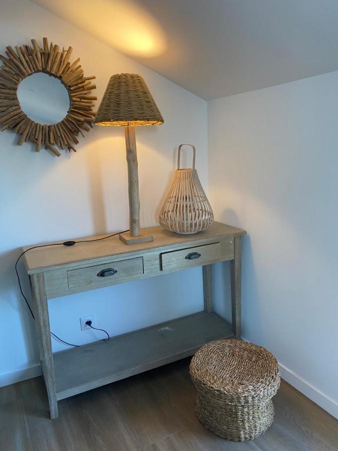 Les Nuits Etoilees, Studio Terrasse Apercu Mer, Tres Lumineux, Ac, 100M Du Port Sanary エクステリア 写真